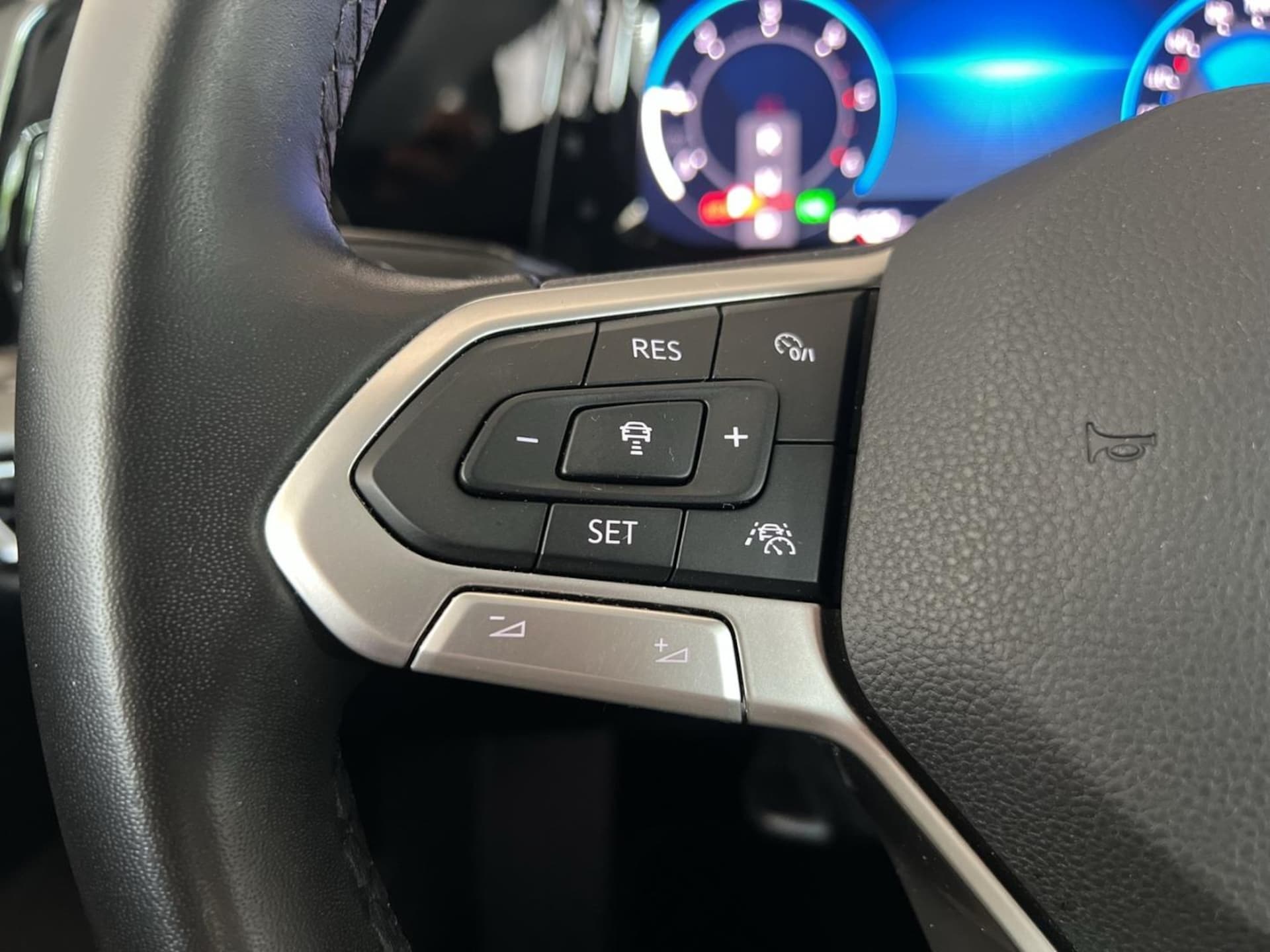 Volkswagen Golf Variant Style