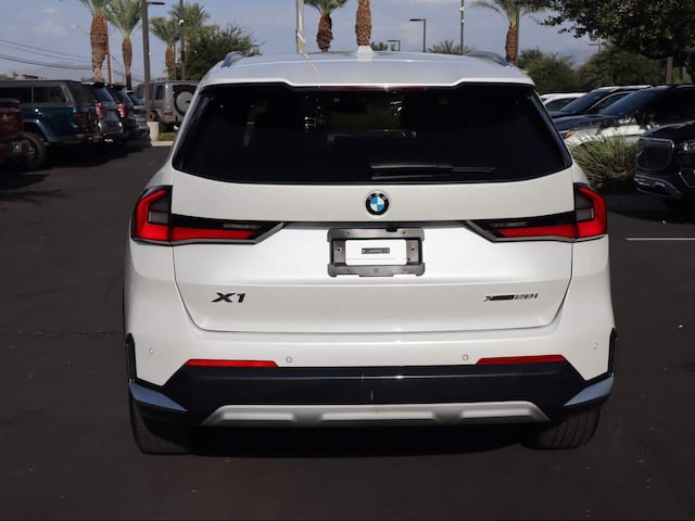 2023 BMW X1