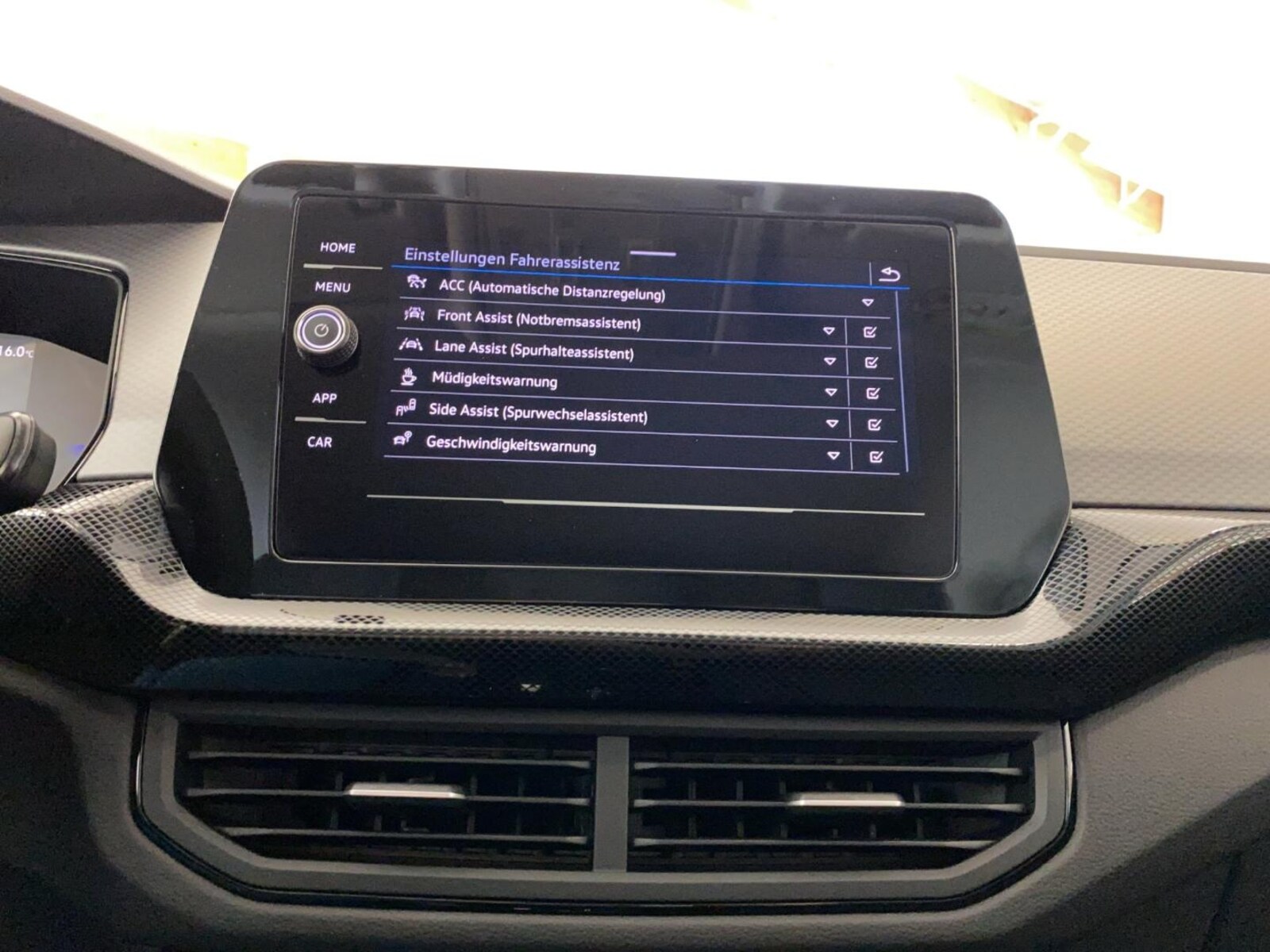 Volkswagen T-Cross – Bild 21