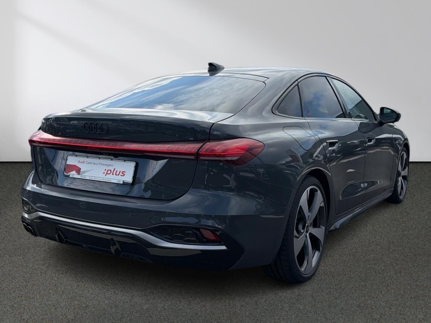 Bild über Audi A5 Limousine TDI 150 kW S tronic - für weitere Informationen kontaktieren Sie den Audi Partner