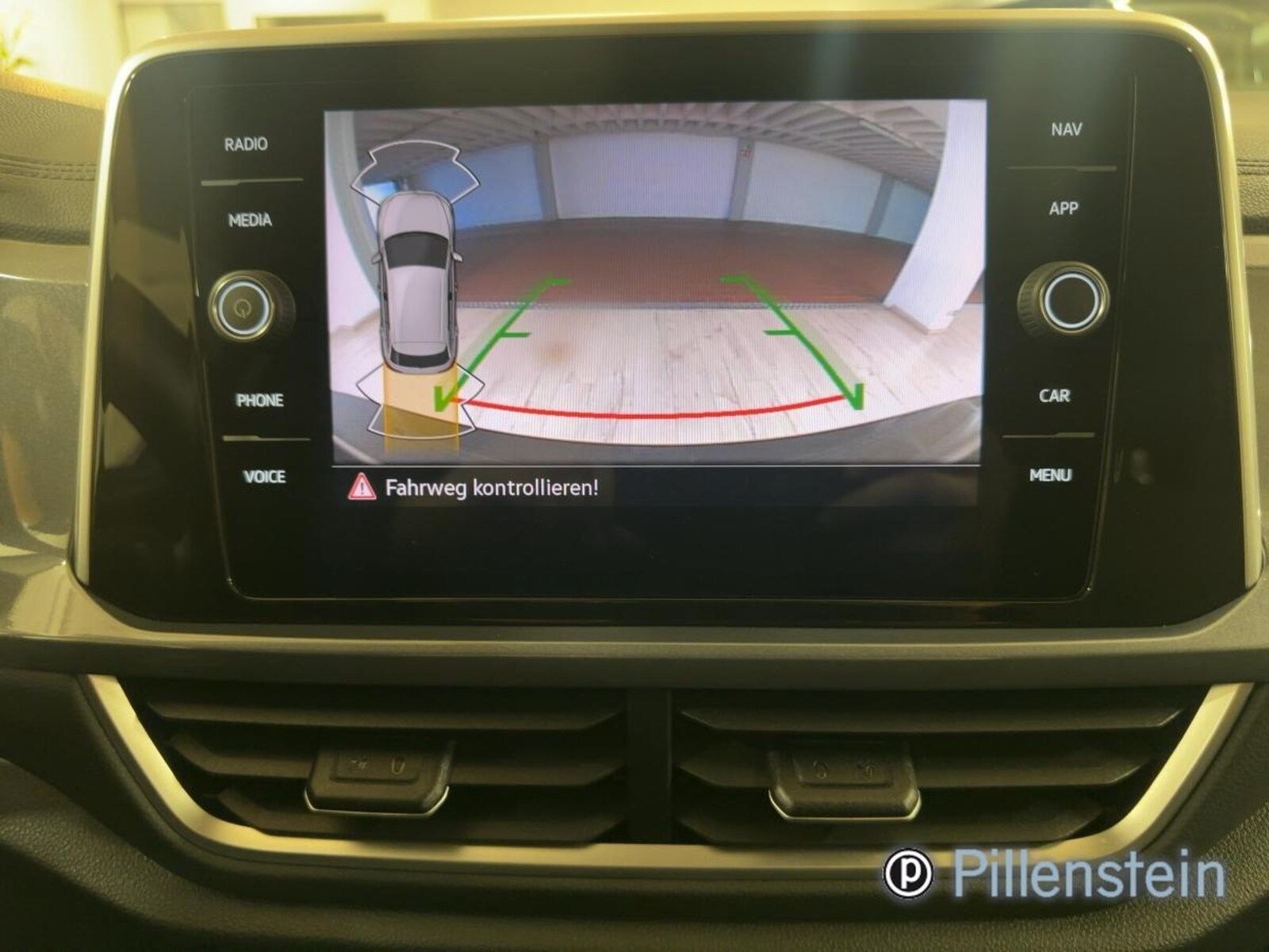 Volkswagen T-Roc – Bild 12