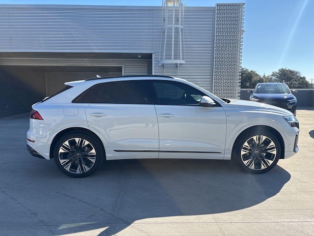 2026 Audi Q8