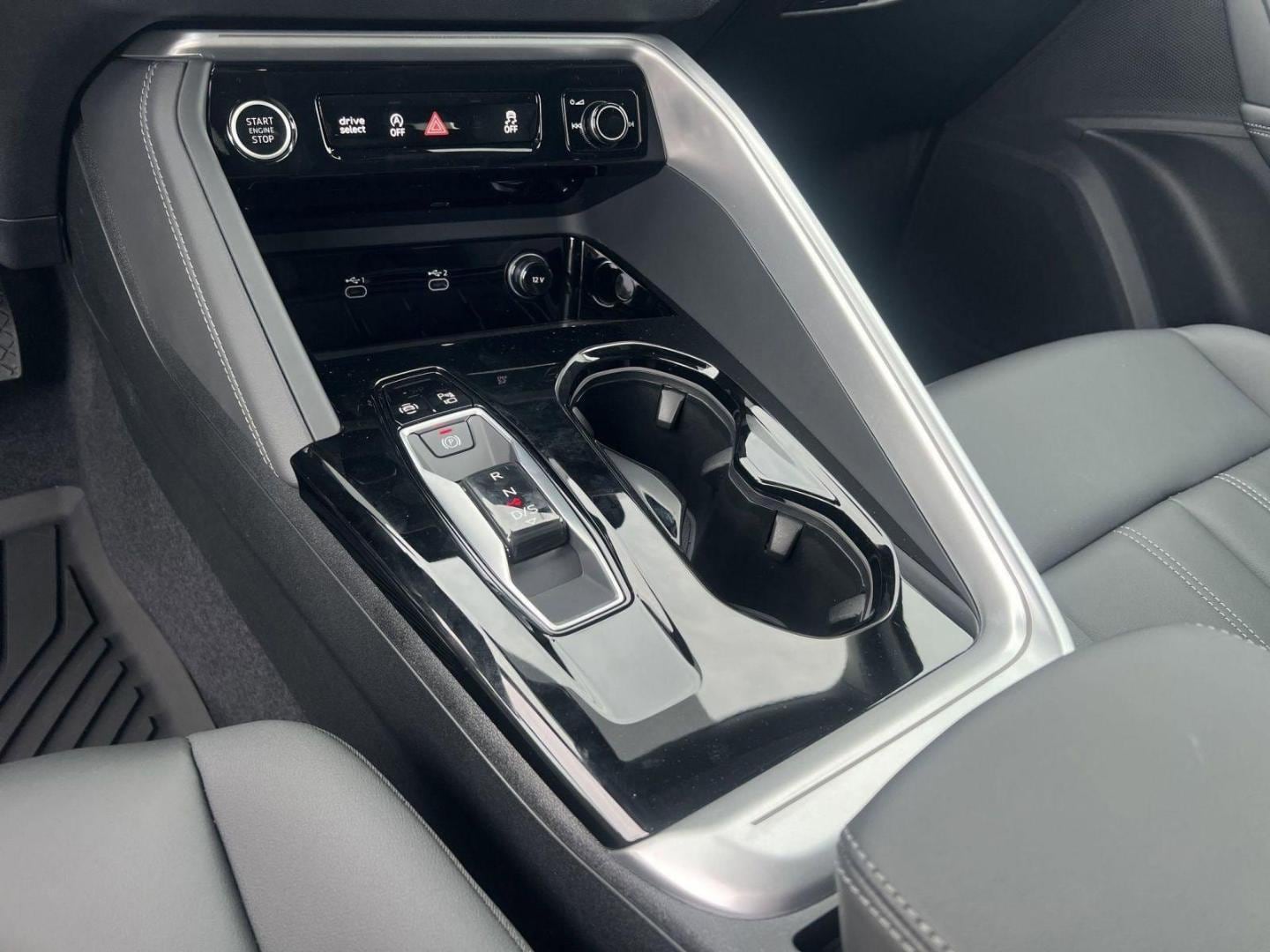 2025 Audi Q5 Premium - Photo 27