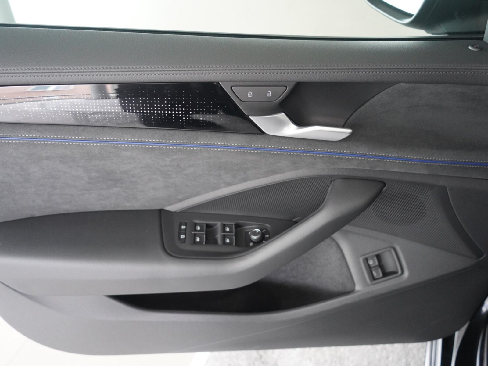 Volkswagen Passat – Bild 6
