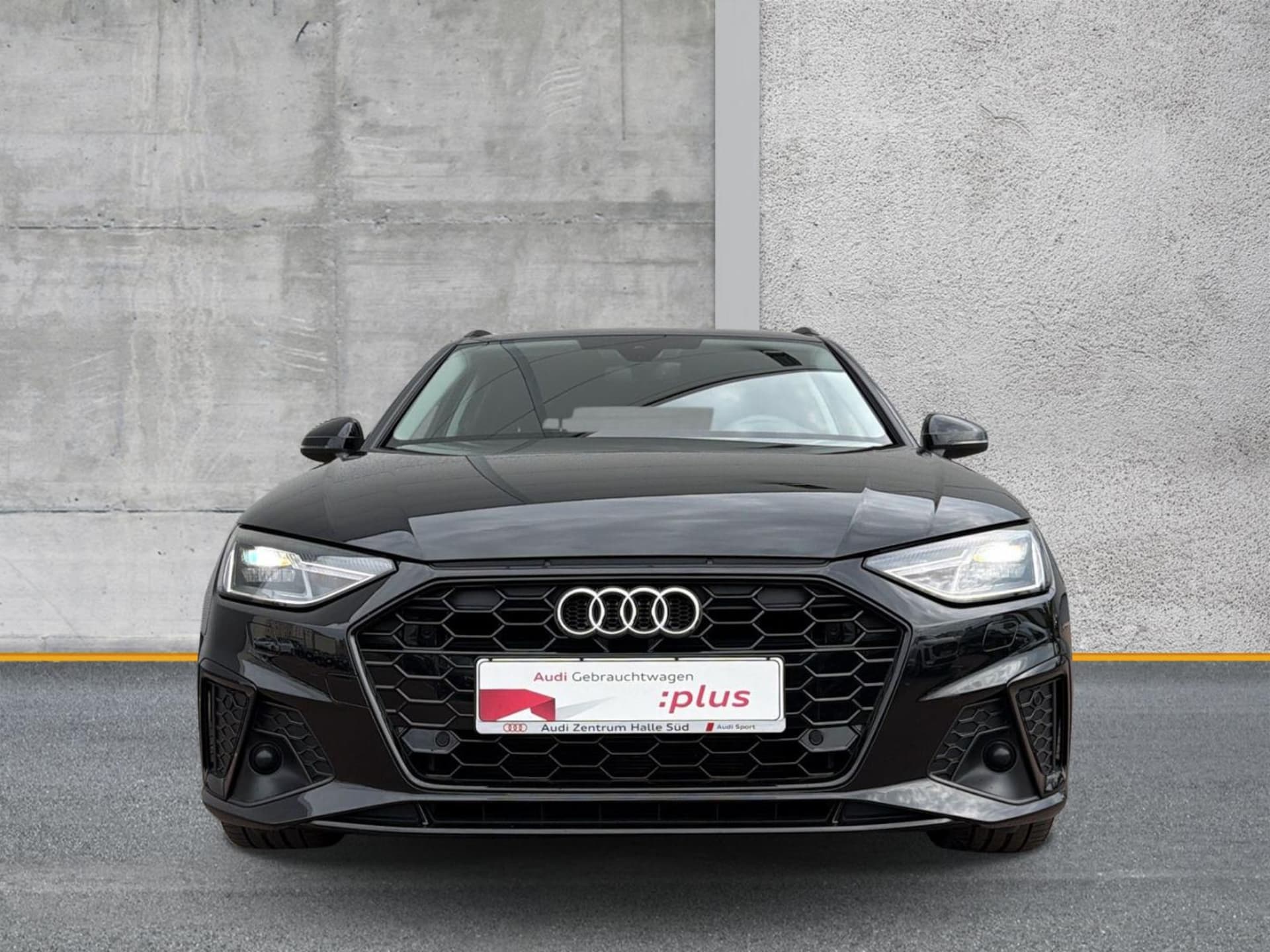 Audi A4 Avant S line