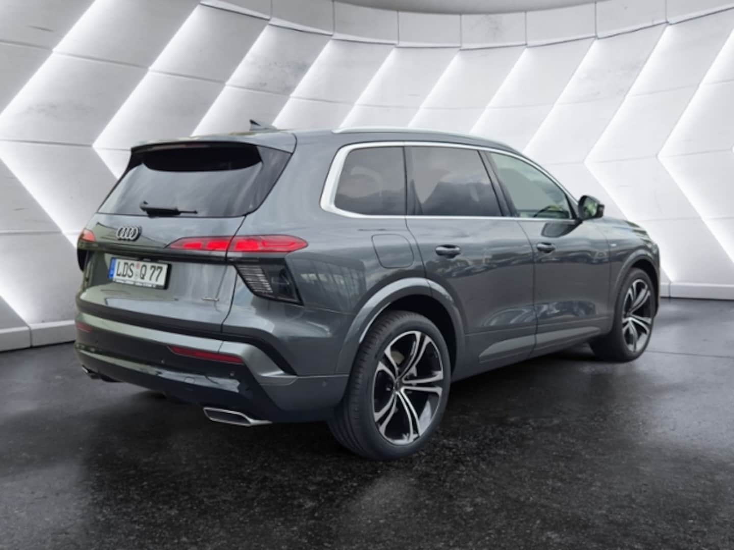 Bild über Audi Q7 SUV TDI quattro 220 kW tiptronic - für weitere Informationen kontaktieren Sie den Audi Partner
