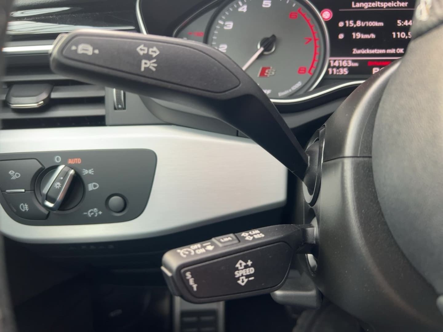 Bild über Audi S5 Cabriolet TFSI quattro tiptronic - für weitere Informationen kontaktieren Sie den Audi Partner
