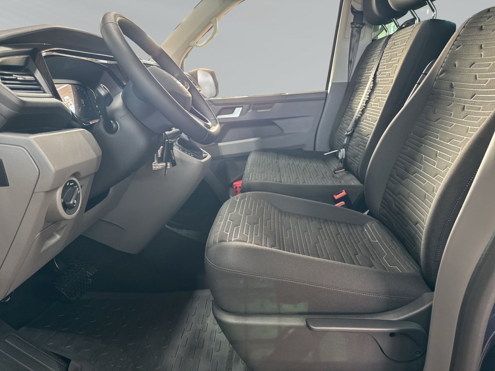 Volkswagen T6.1 Caravelle kurzer Radstand Comfortline