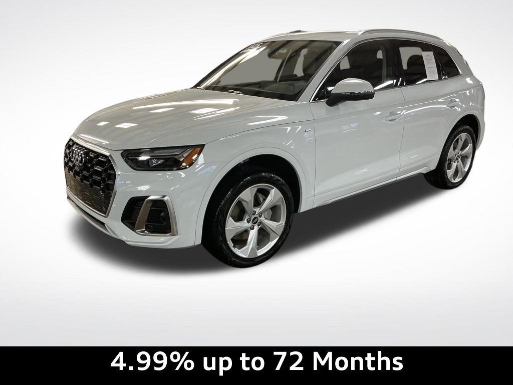 2025 Audi Q5 45 Premium Plus's photo