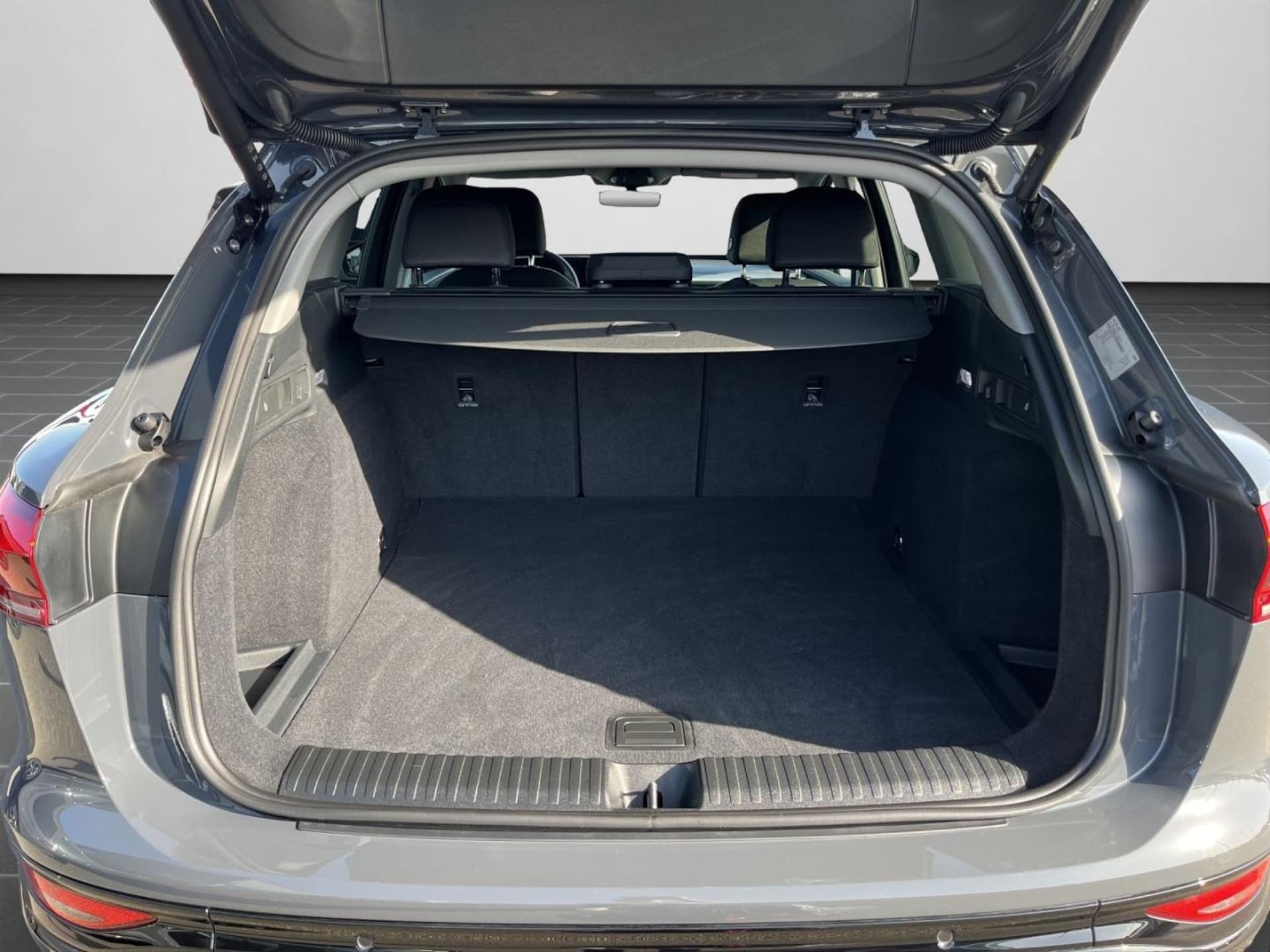 Audi Q6 SUV e-tron