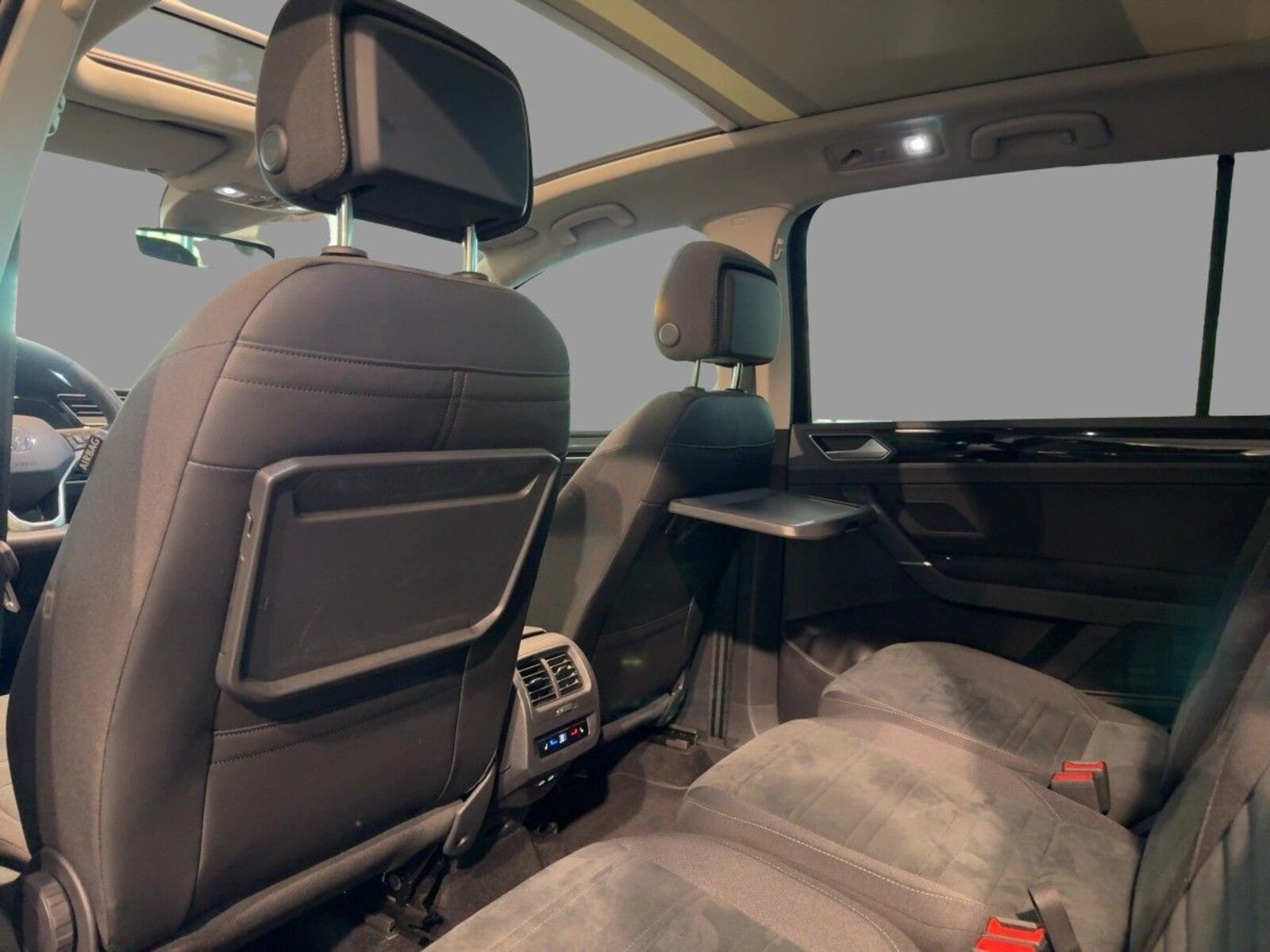 Volkswagen Touran – Bild 8