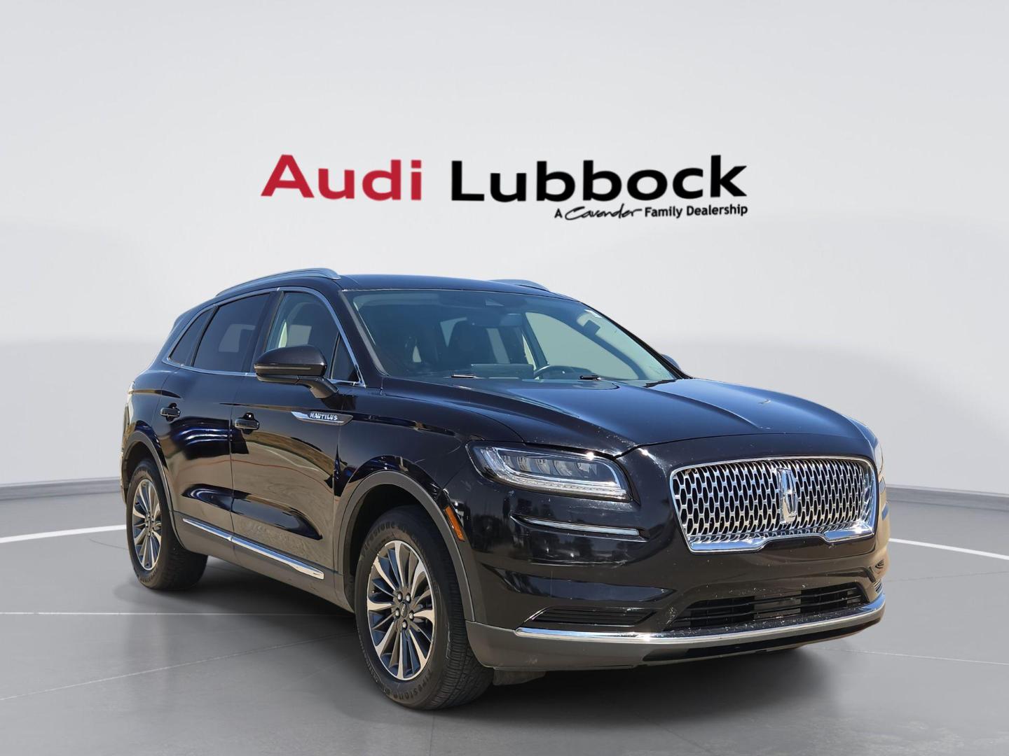2022 Lincoln Nautilus FWD's photo
