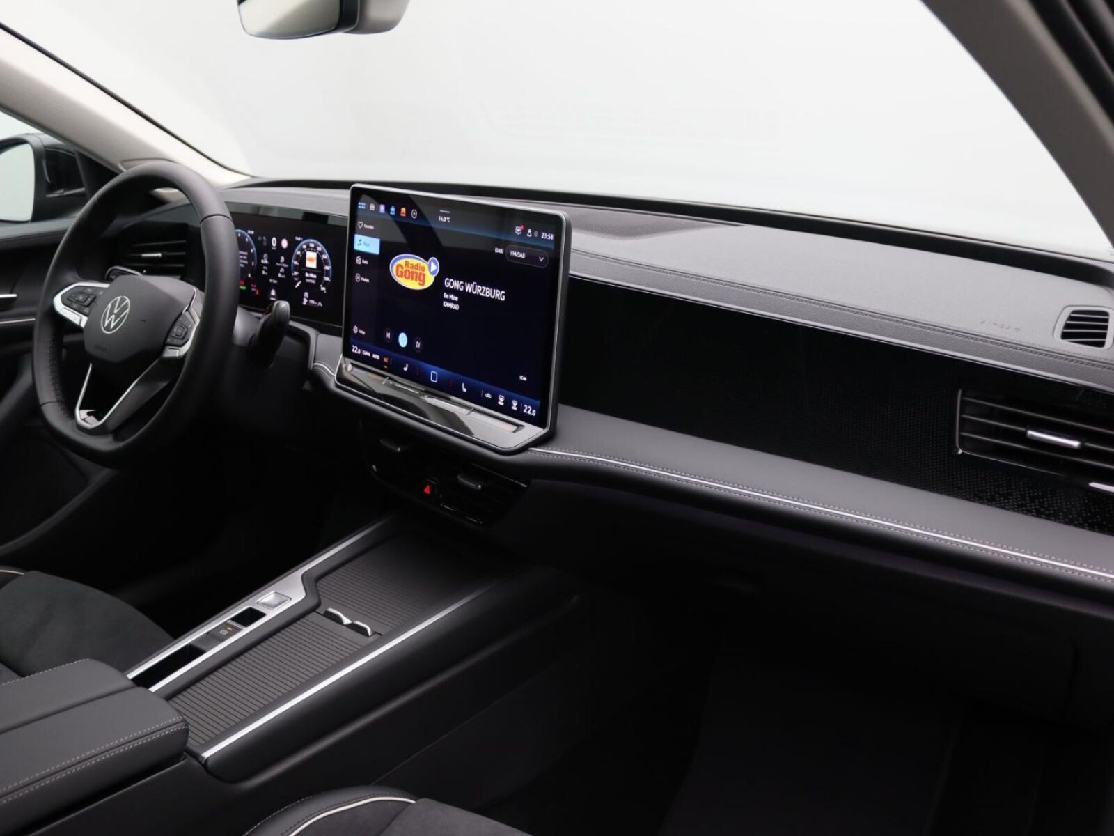 Volkswagen Passat – Bild 10