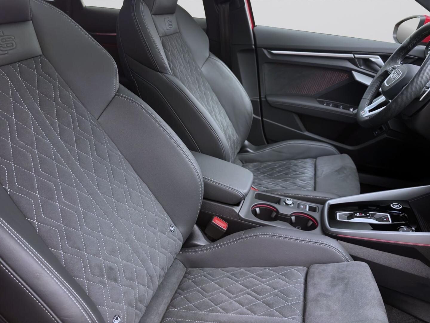 Bild über Audi A3 Sportback TDI S tronic - für weitere Informationen kontaktieren Sie den Audi Partner