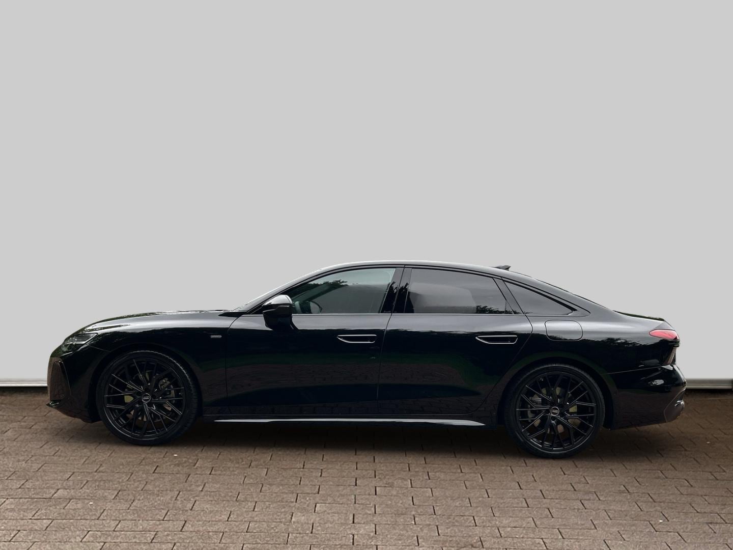 Bild über Audi A6 Limousine e-hybrid edition one e-hybrid quattro 220 kW S tronic - für weitere Informationen kontaktieren Sie den Audi Partner