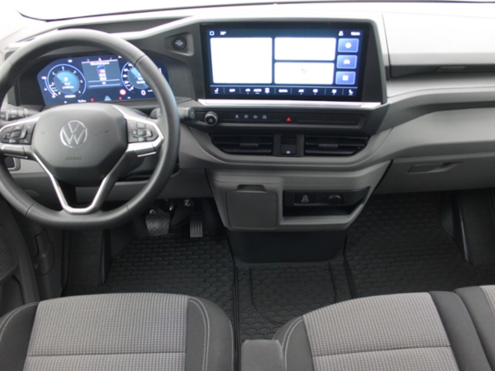 Volkswagen Transporter Kombi kurzer Radstand – Bild 16