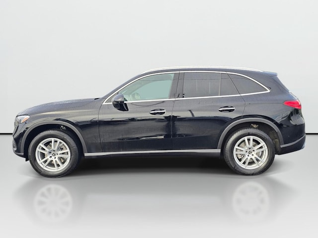 2025 Mercedes-Benz GLC 300
