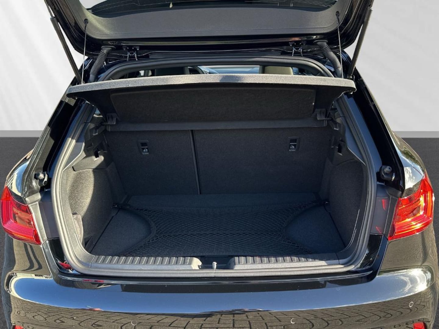 Bild über Audi A1 Sportback advanced 30 TFSI S tronic - für weitere Informationen kontaktieren Sie den Audi Partner