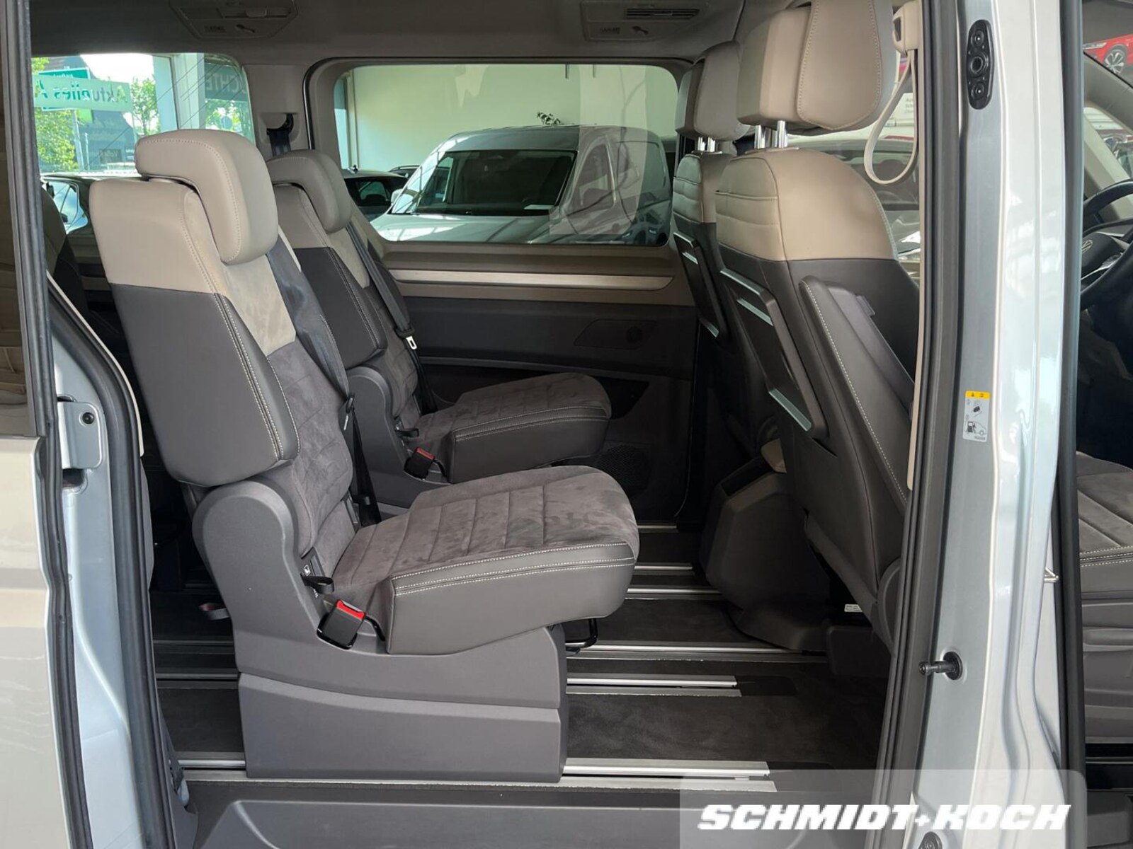 Volkswagen Multivan Langversion – Bild 8