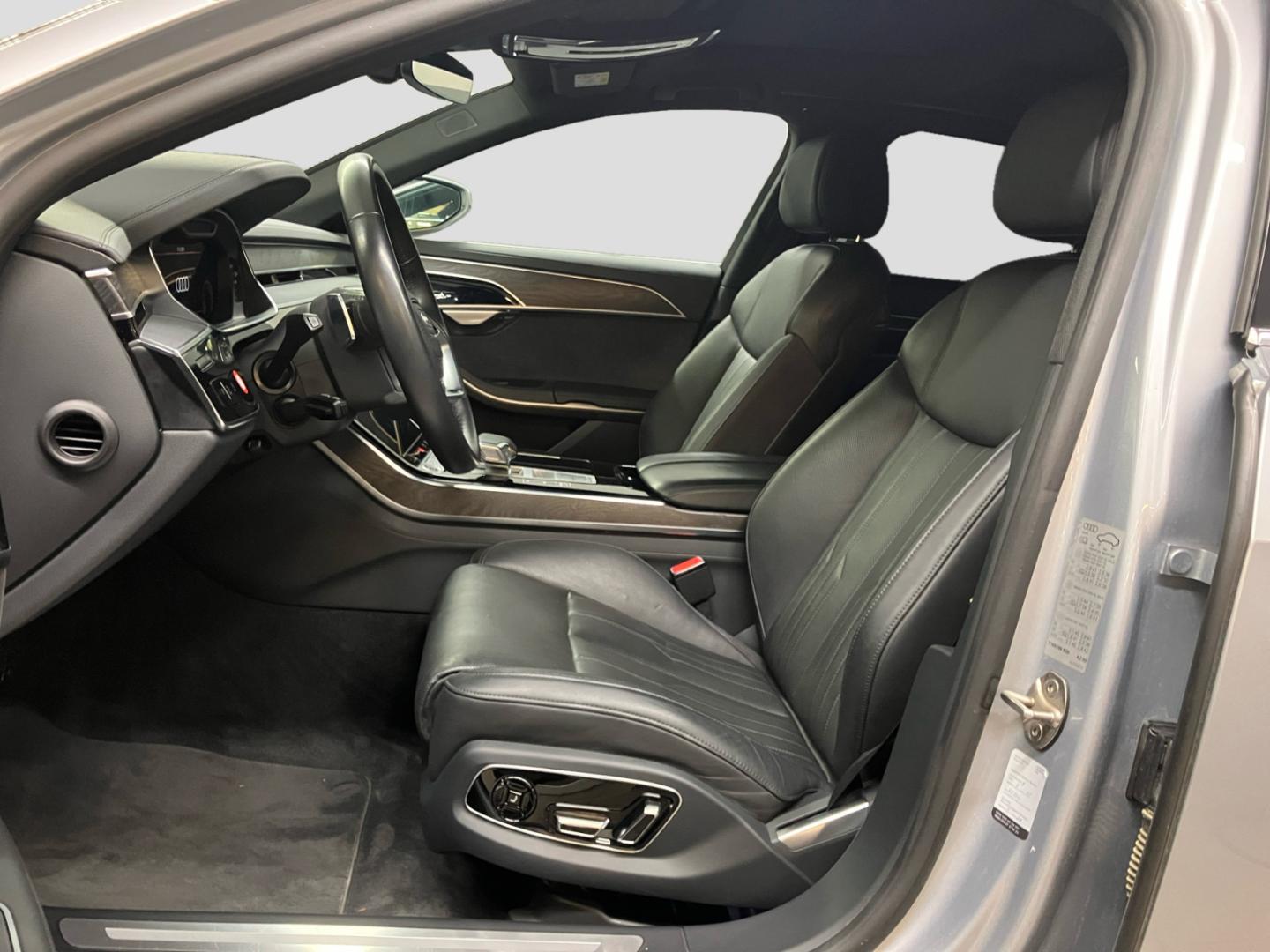 Image about Audi A8 L 60 TFSI quattro tiptronic
