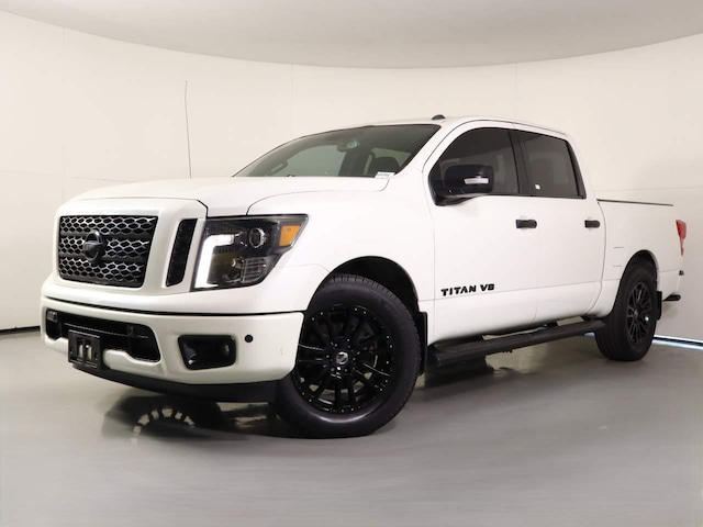 2019 Nissan Titan SV RWD photo