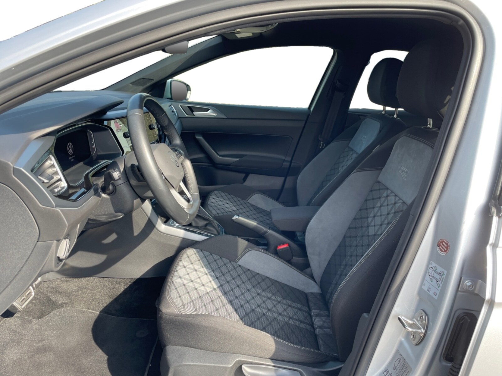 Volkswagen Polo – Bild 9