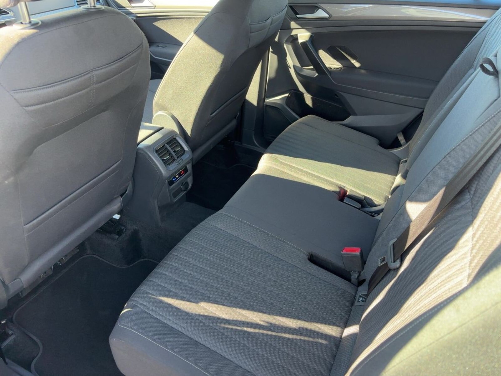 Volkswagen Tiguan Allspace – Bild 8