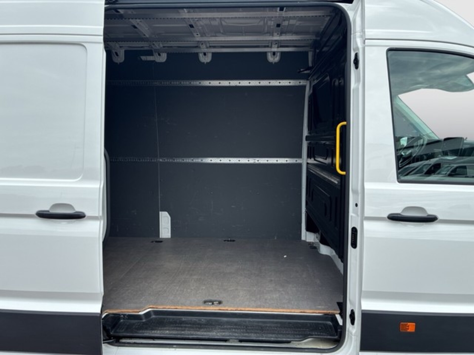 Volkswagen Crafter Kasten langer Radstand