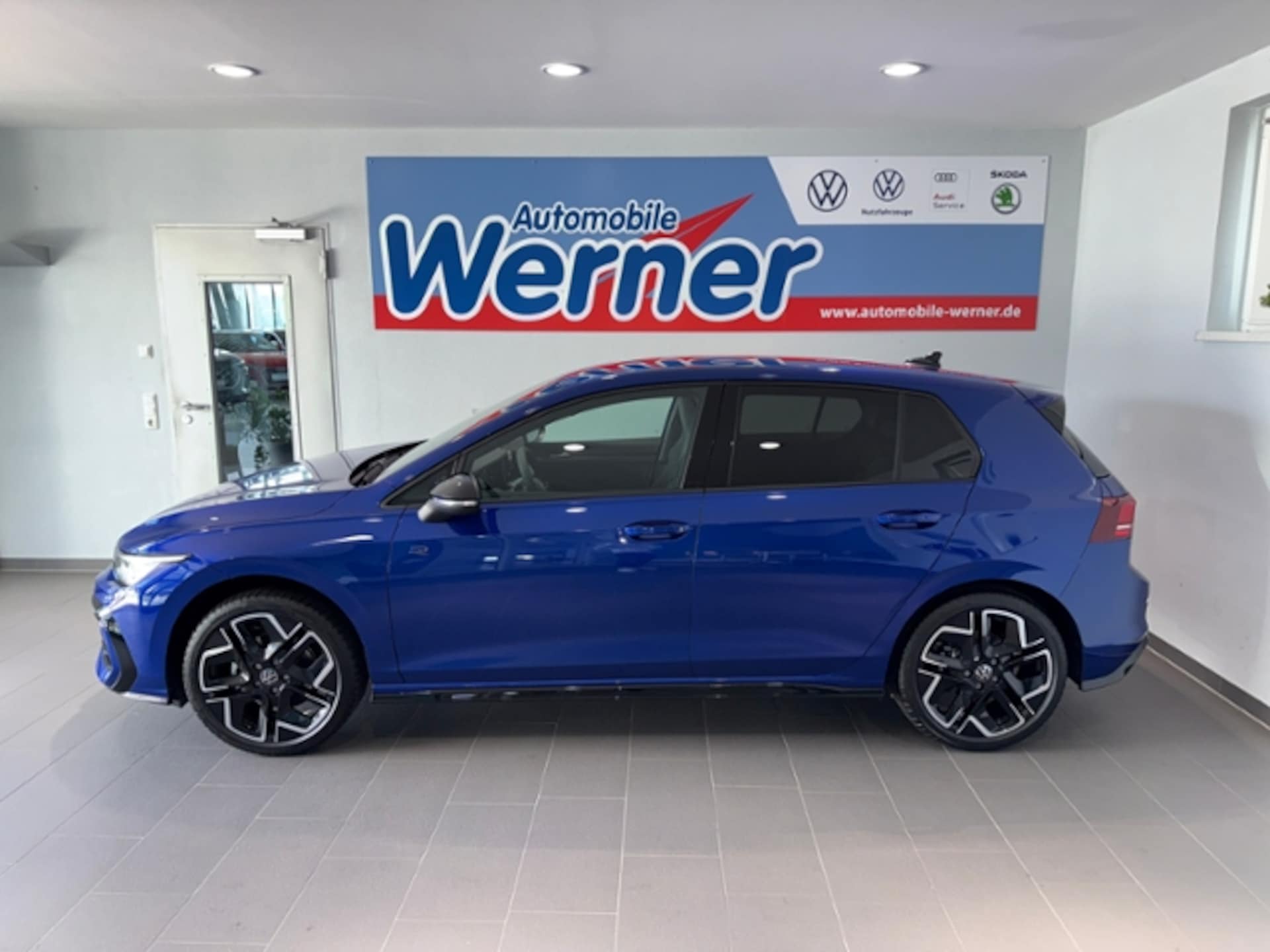 Volkswagen Golf R-Line