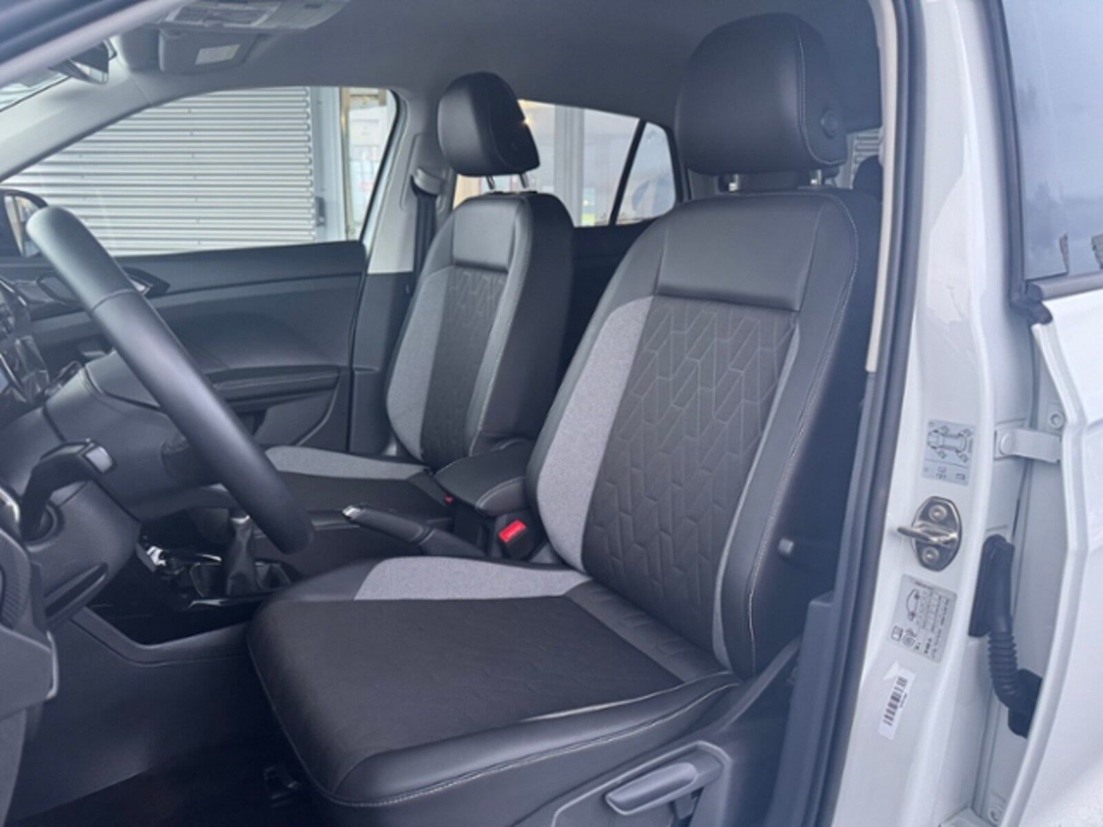 Volkswagen T-Cross – Bild 14