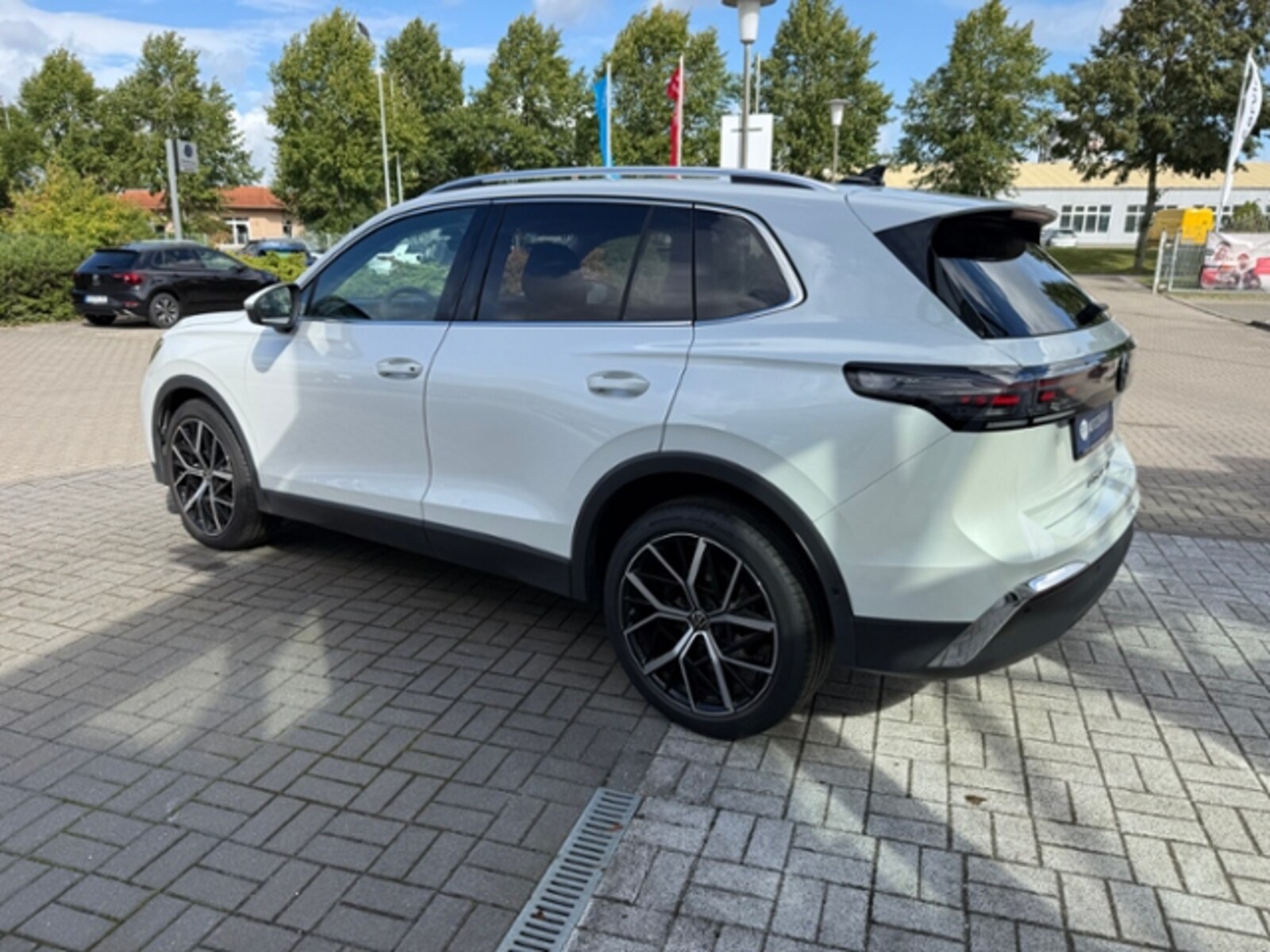 Volkswagen Tiguan – Bild 6