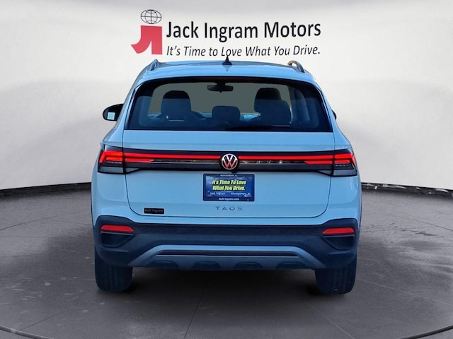 2025 Volkswagen Taos