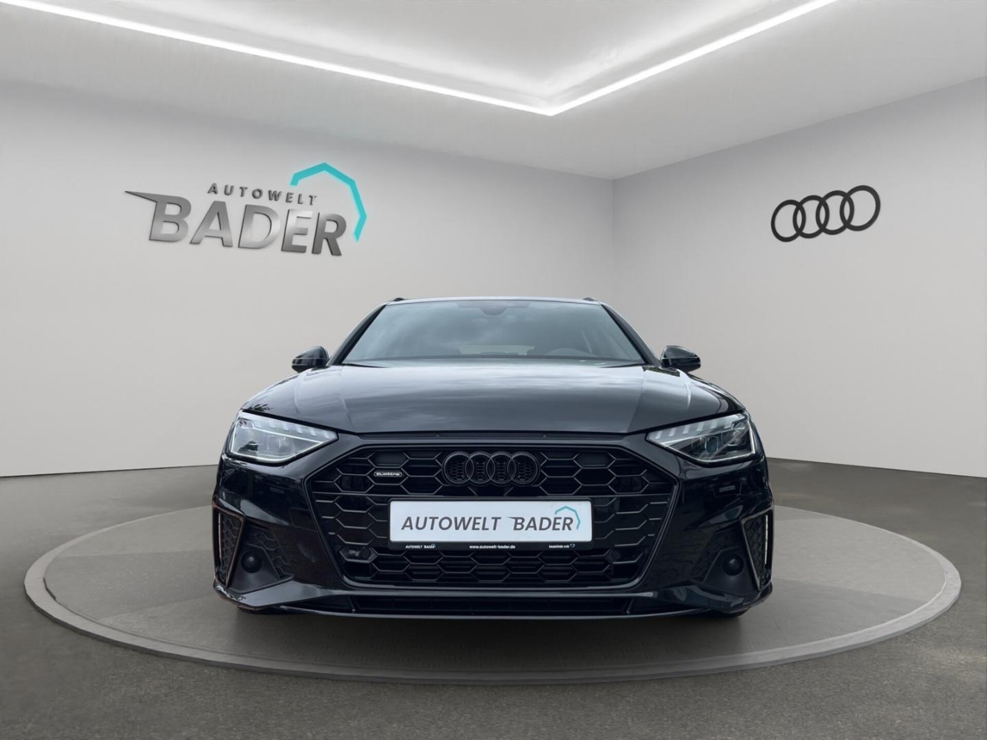 Audi A4 Avant S line
