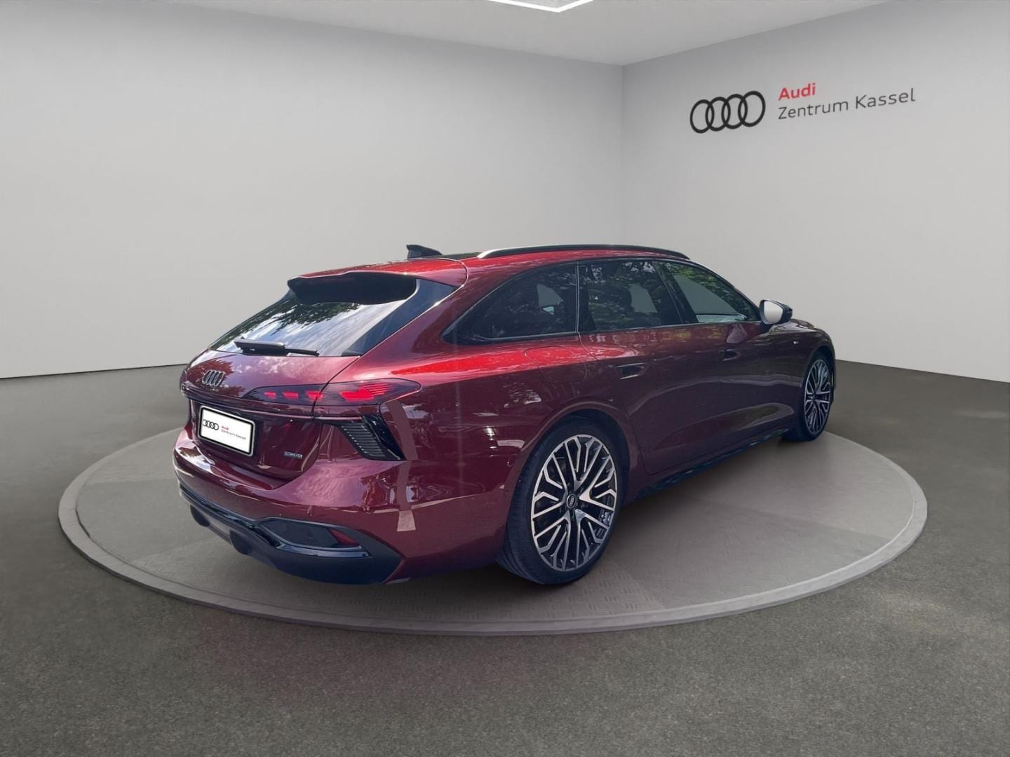 Bild über Audi A6 Avant TDI quattro 150 kW S tronic - für weitere Informationen kontaktieren Sie den Audi Partner