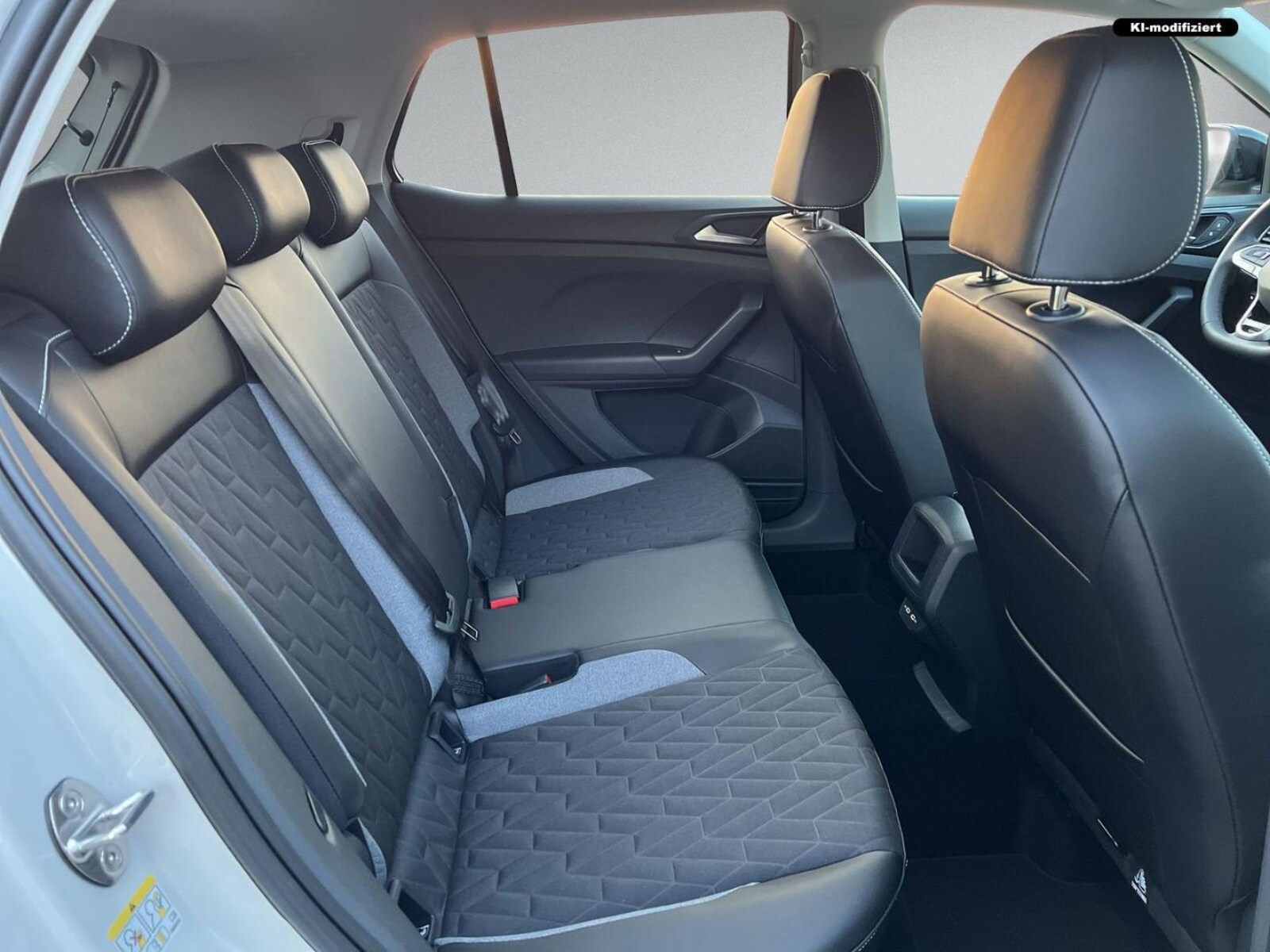 Volkswagen T-Cross – Bild 12