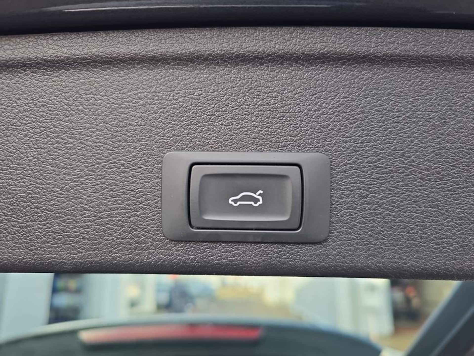 Audi A4 Avant S line