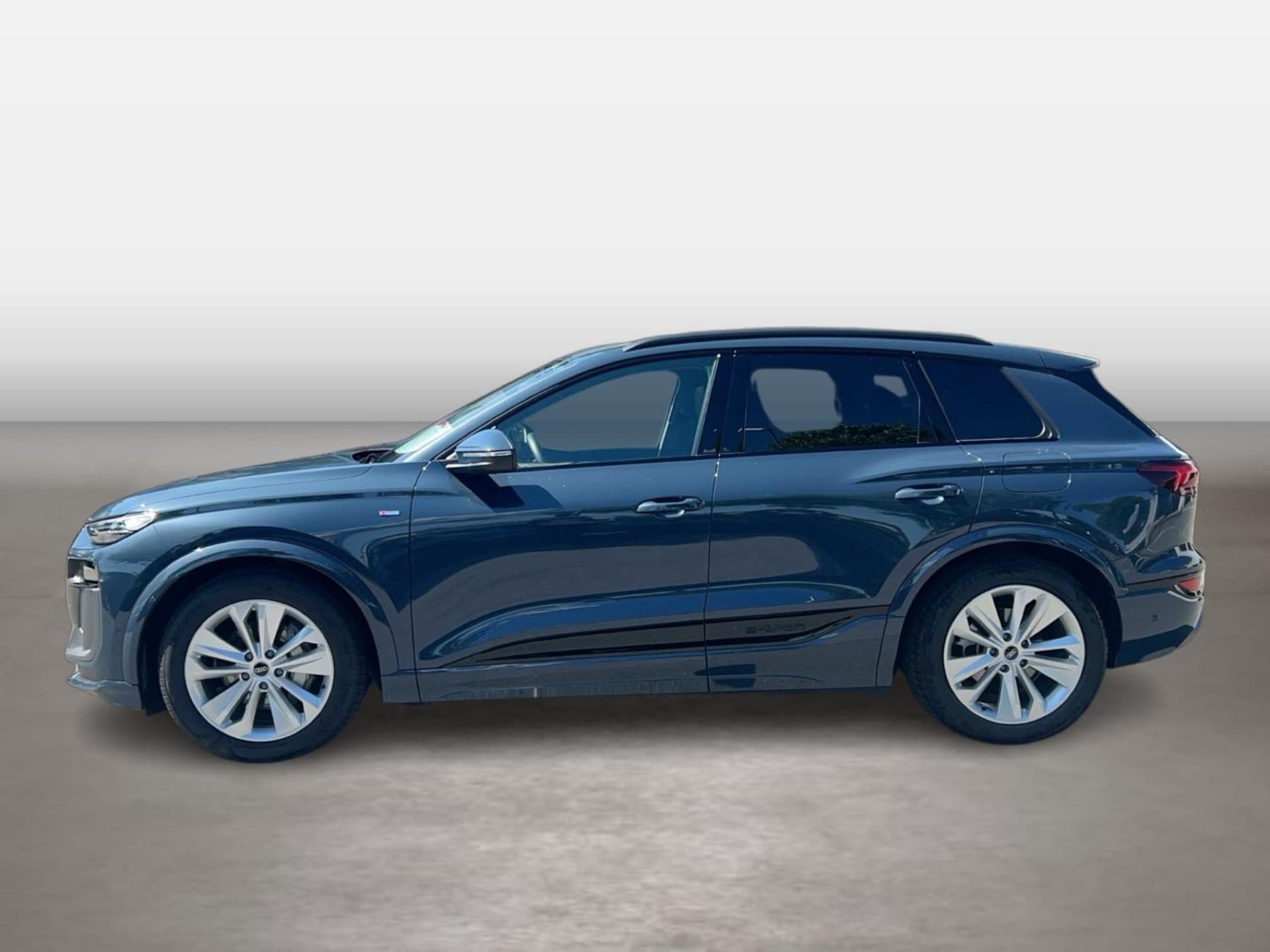 Audi Q6 SUV e-tron