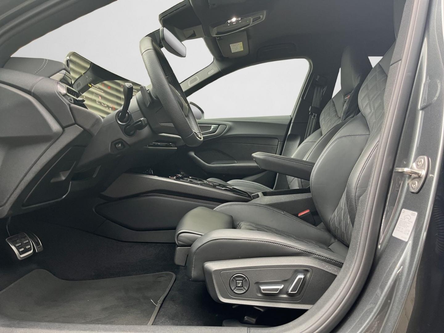 Bild über Audi S5 Avant TFSI 270 kW S tronic - für weitere Informationen kontaktieren Sie den Audi Partner