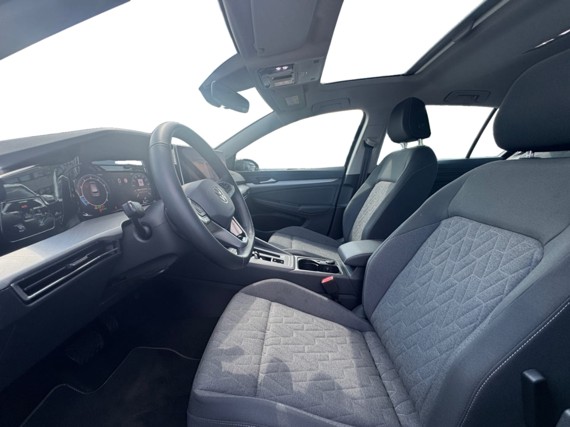 Volkswagen Golf Life