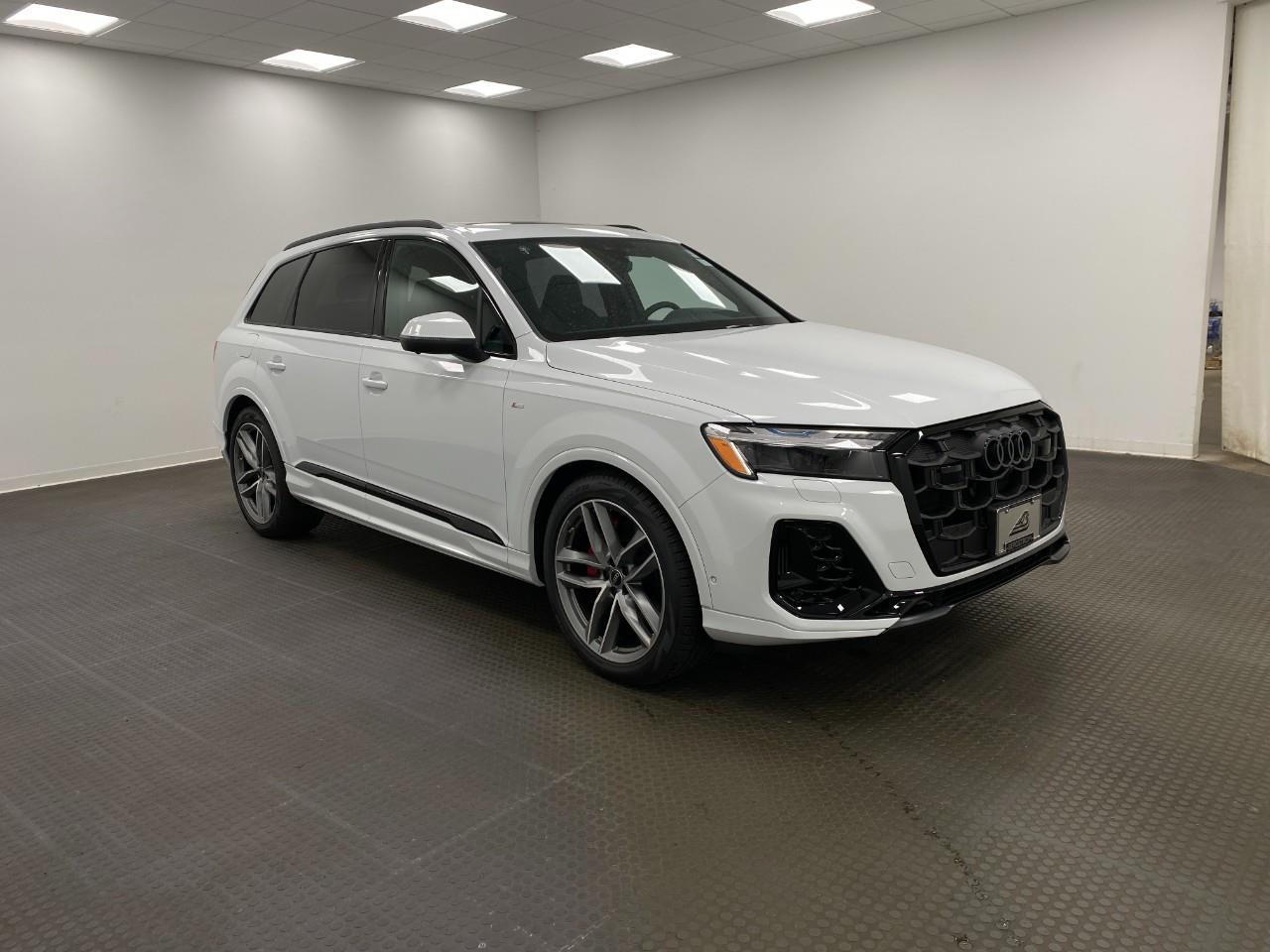 2026 Audi Q7 55 Prestige quattro Tiptronic's photo