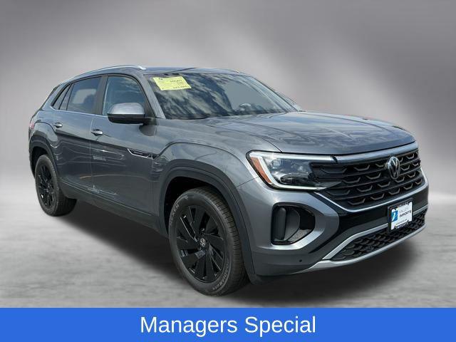 2025 Volkswagen Atlas Cross Sport 2.0T SE w/Tech 4MOTION's photo