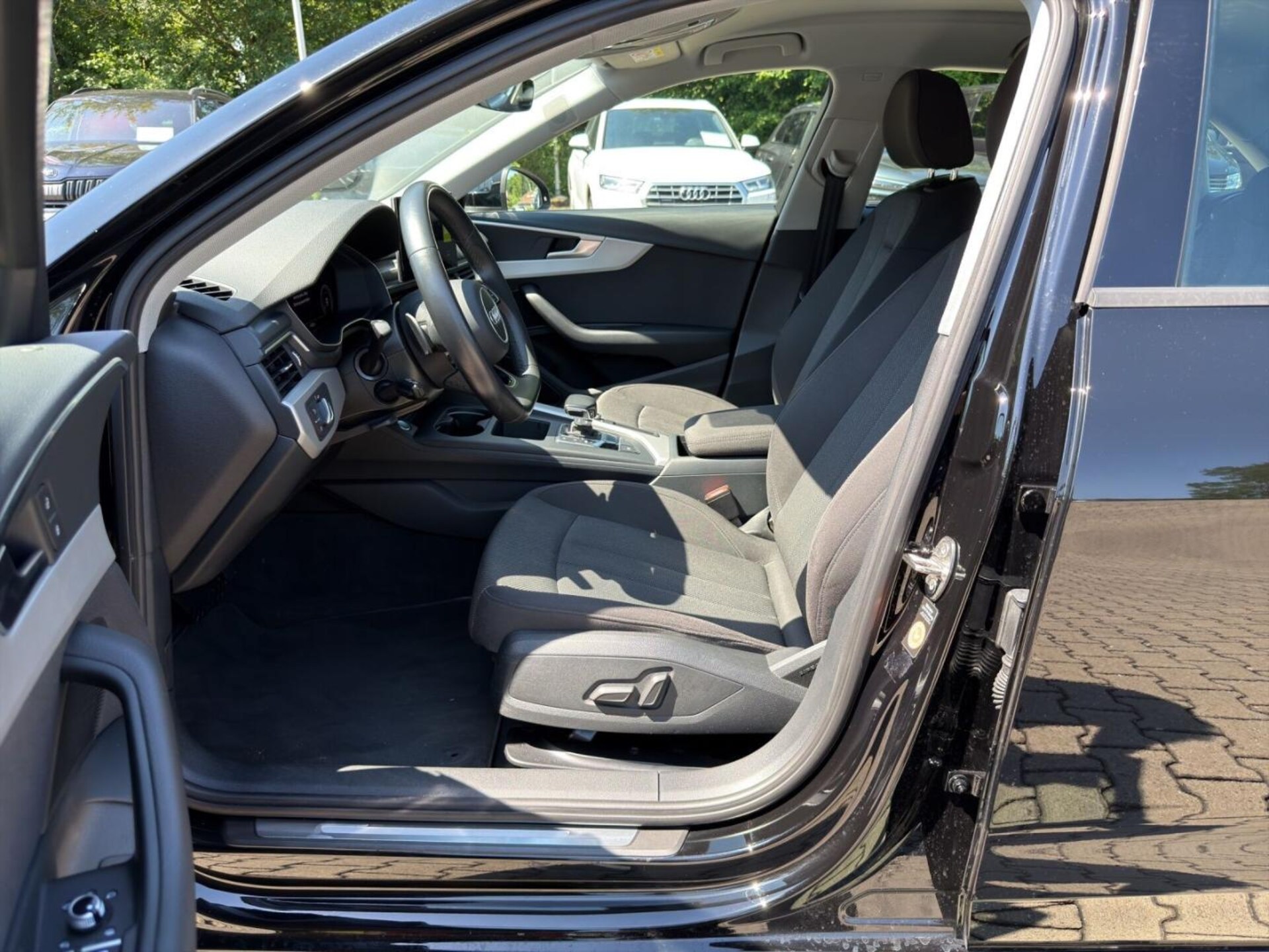 Audi A4 Limousine Advanced