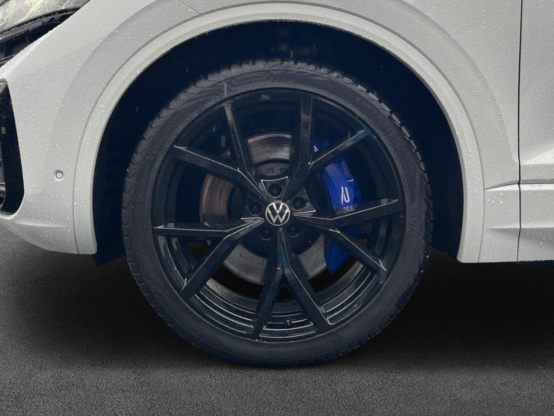 Volkswagen Touareg R