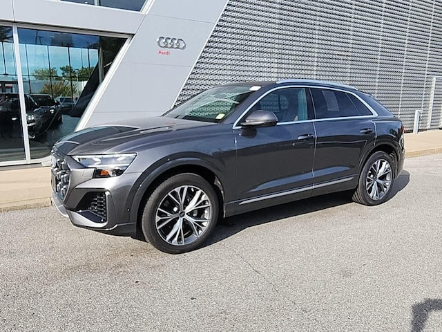 Photo of 2025 Audi Q8