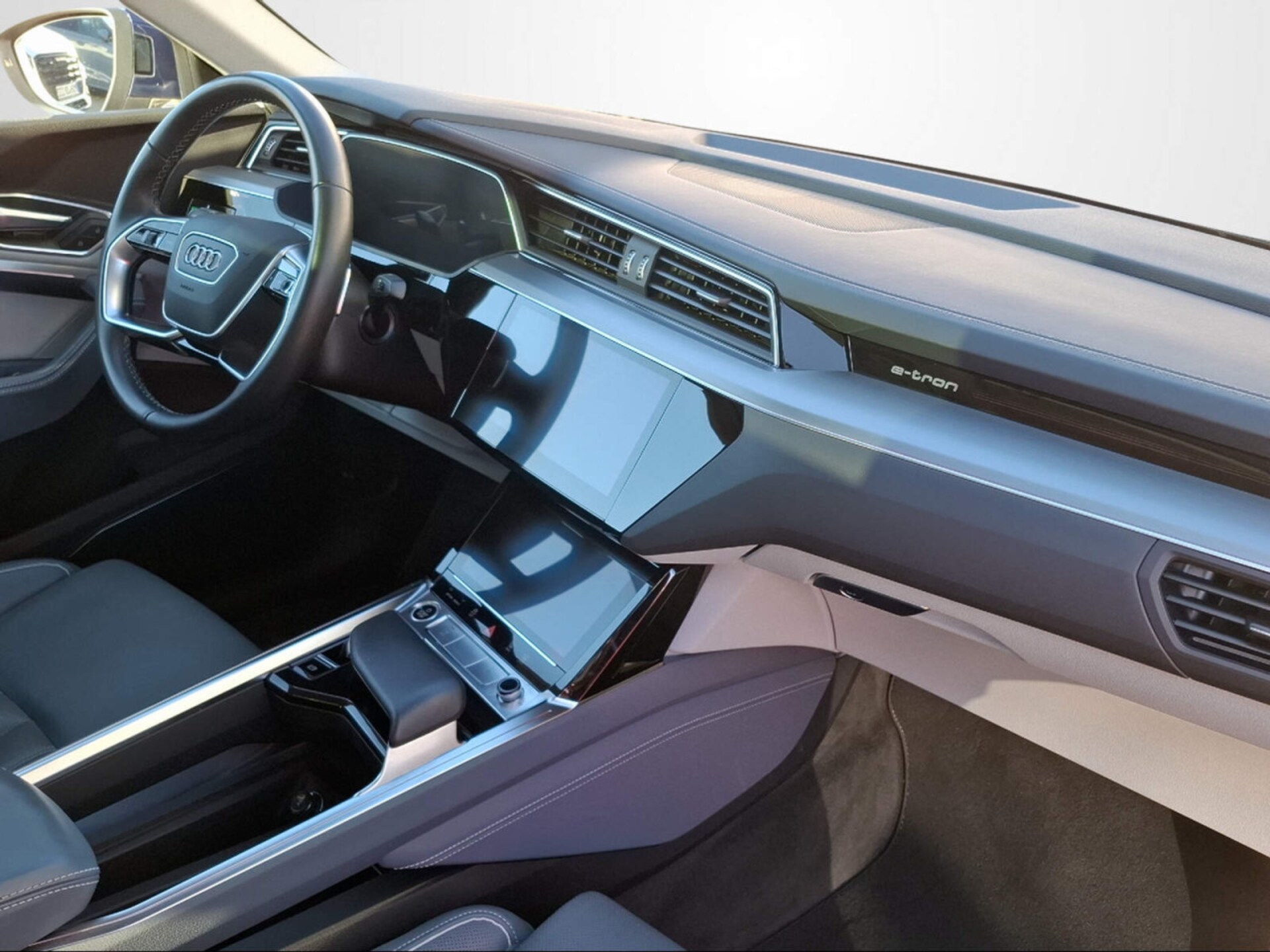 Audi e-tron Sportback S line