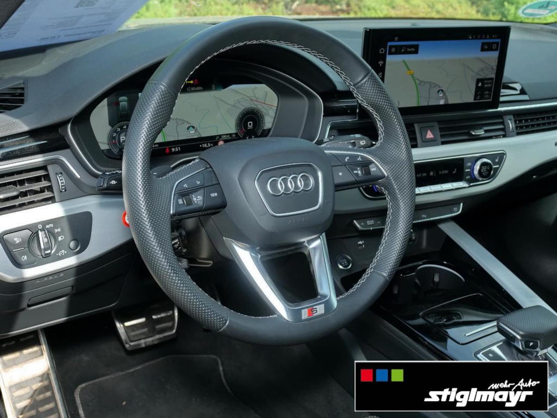 Audi A4 Avant S line