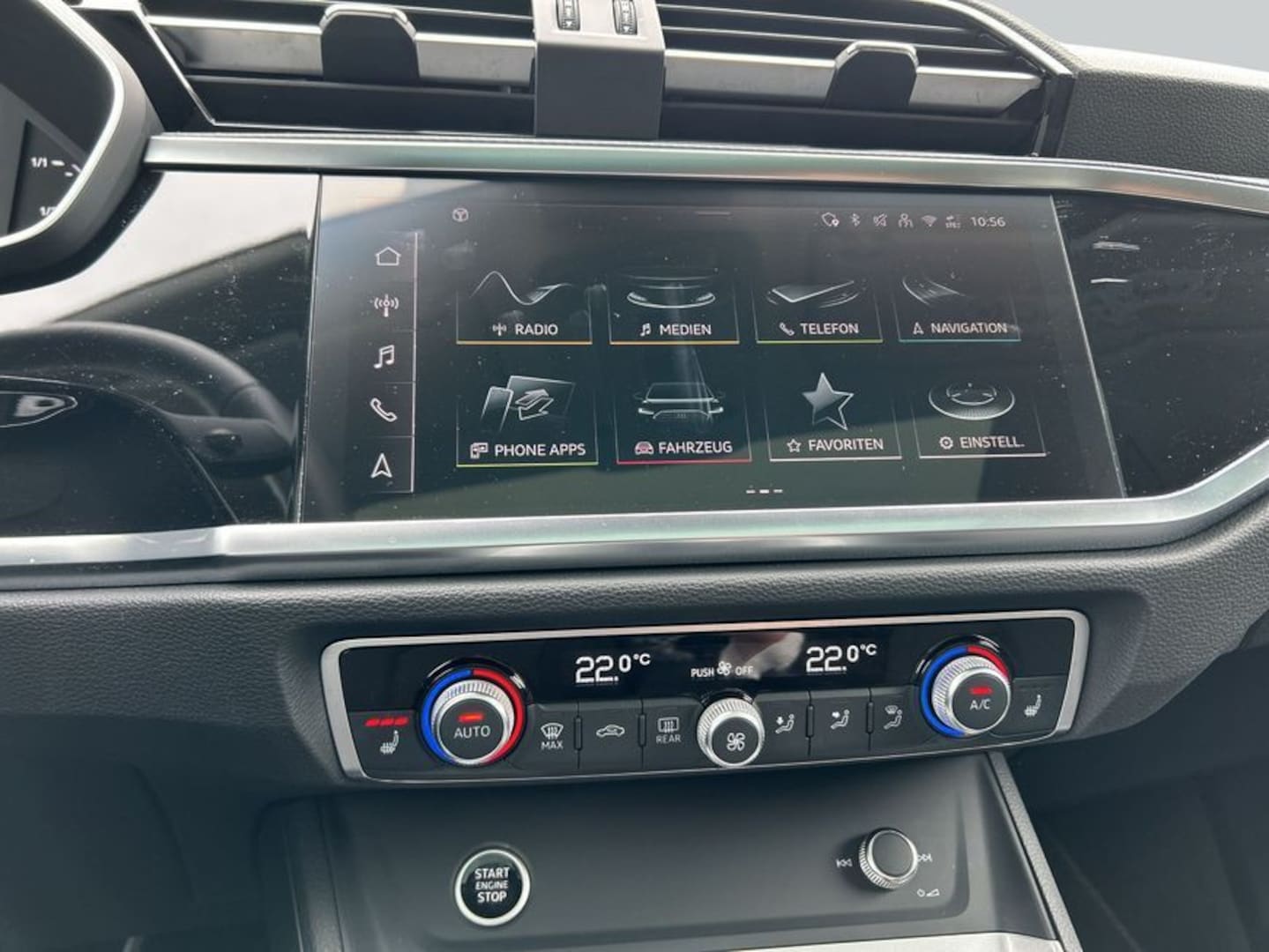 Bild über Audi Q3 S line 35 TFSI S tronic - für weitere Informationen kontaktieren Sie den Audi Partner