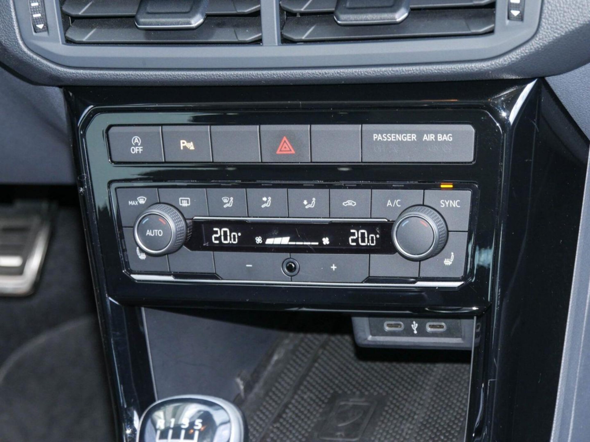 Volkswagen T-Cross United
