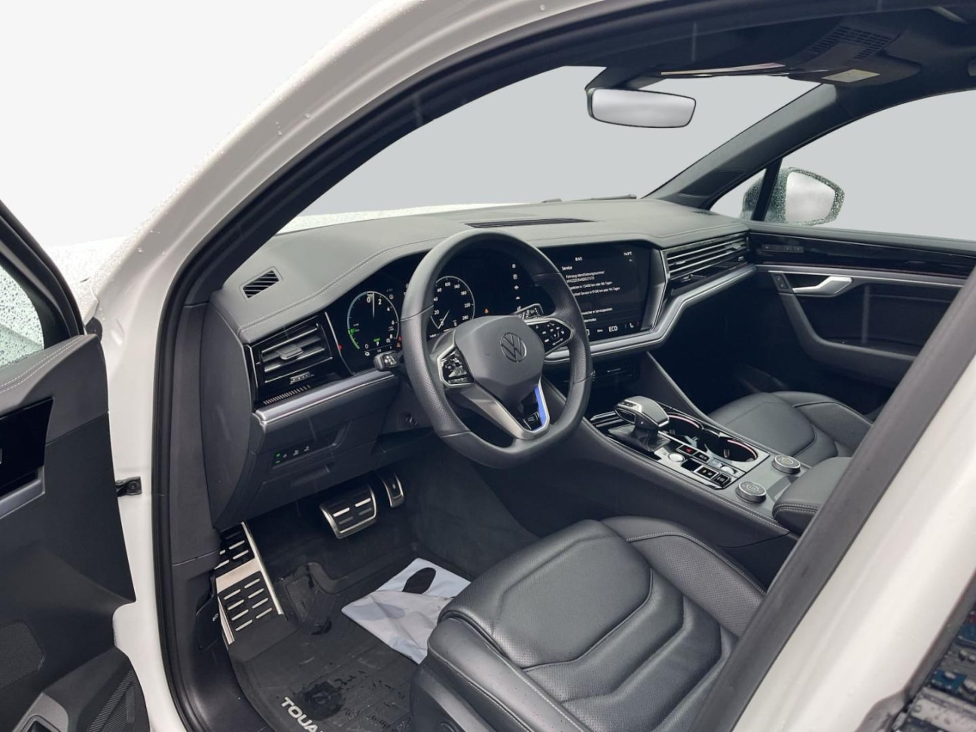 Volkswagen Touareg R