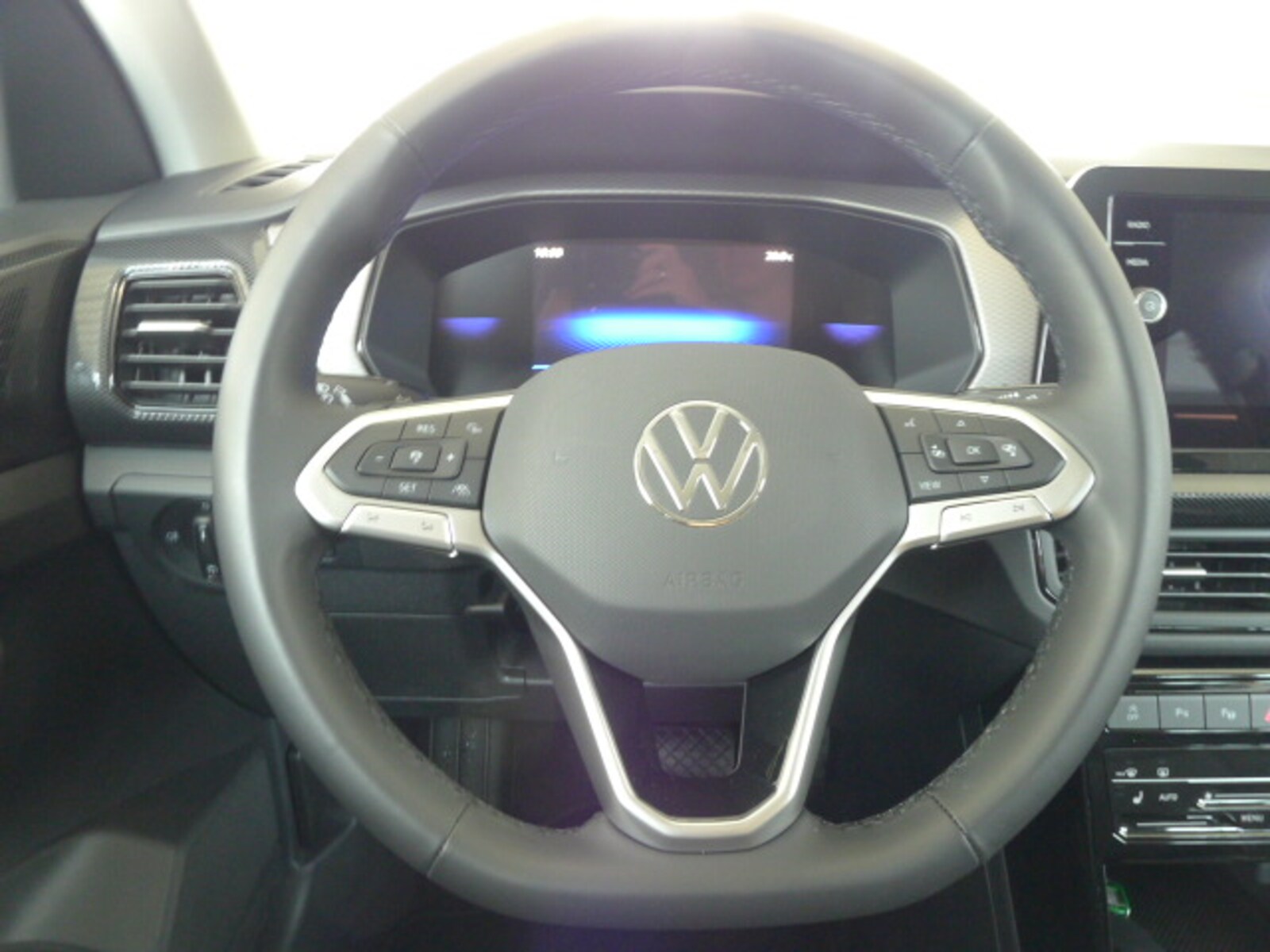 Volkswagen T-Cross – Bild 13